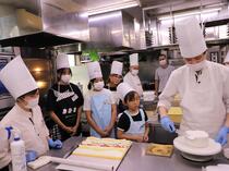 ケーキ屋体験の様子2