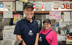 社長と店員の写真