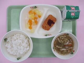 ご飯・ 牛乳・ がんす・ だんご汁・ 広島レモンゼリーミックス