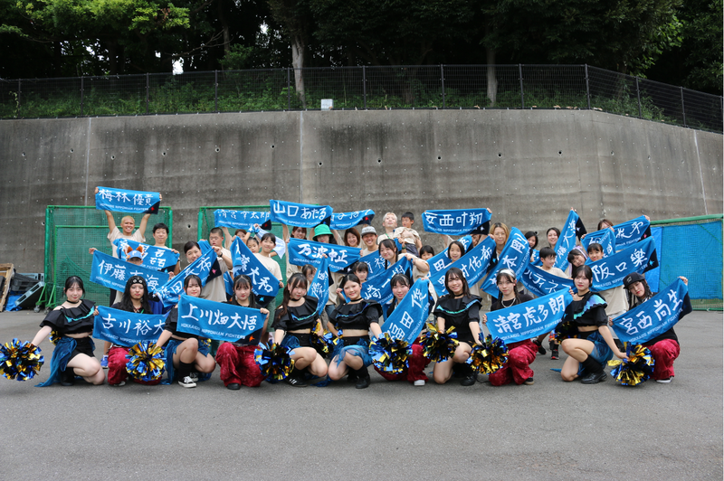 ダンスチーム集合写真